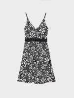%Pto% Vestido mini flores totalprint negro