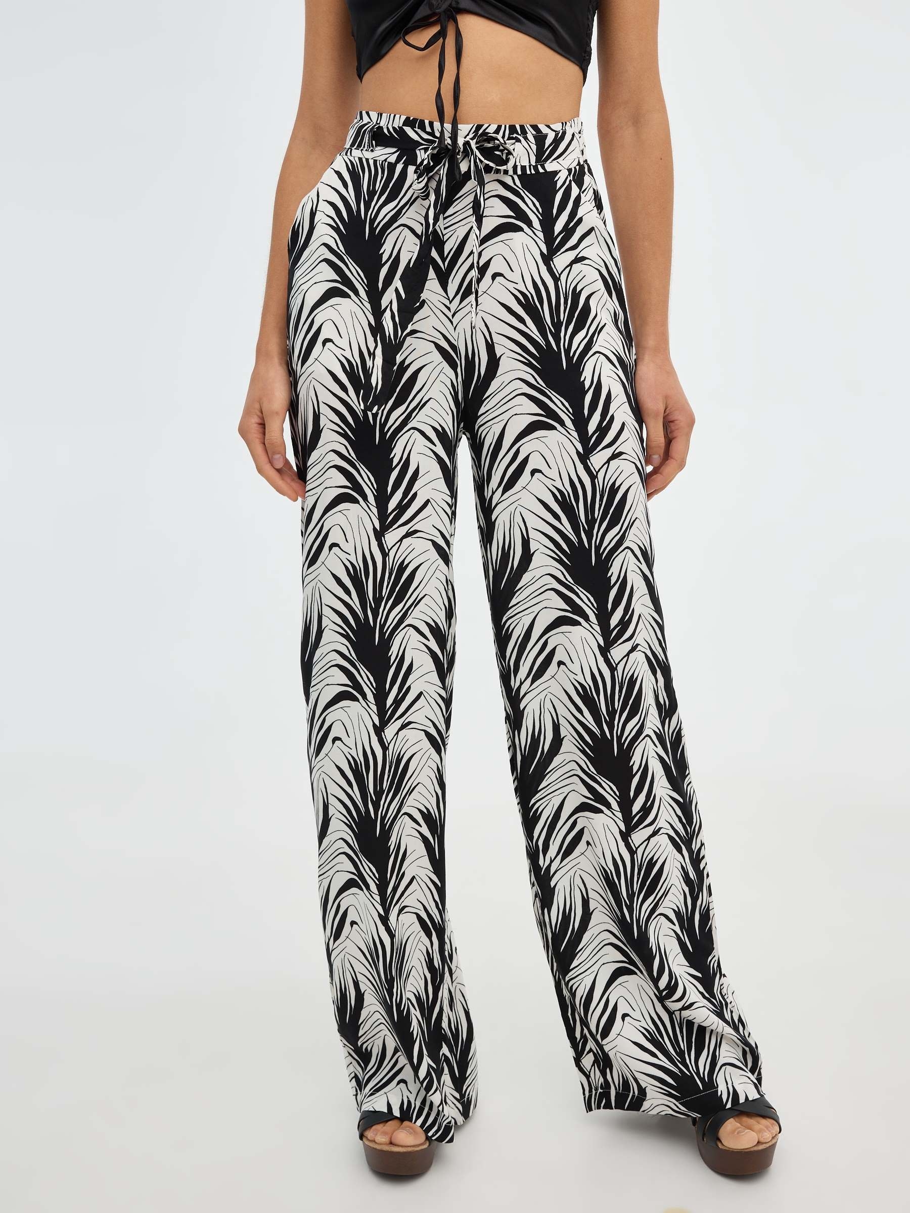 Pantalón fluido estamapdo