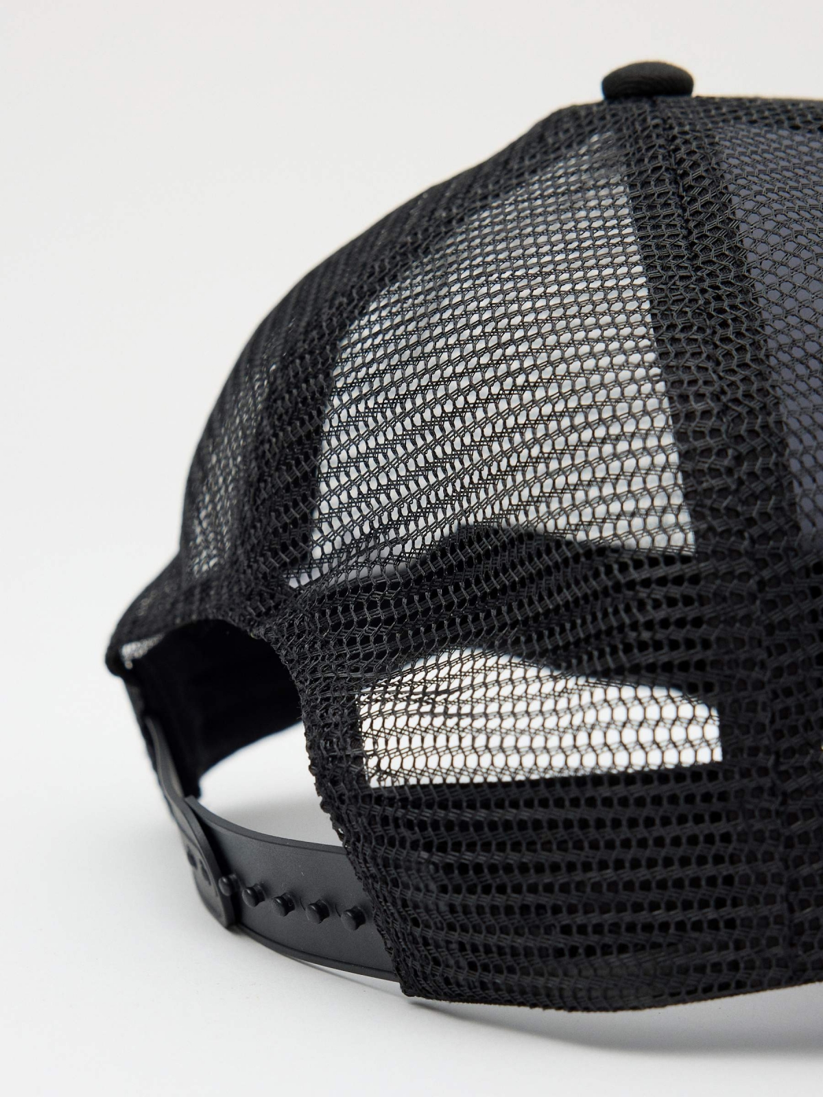 Logo trucker cap black with a model