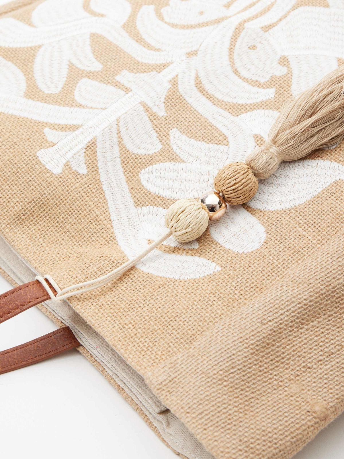 Bolso tote de yute beige vista detalle