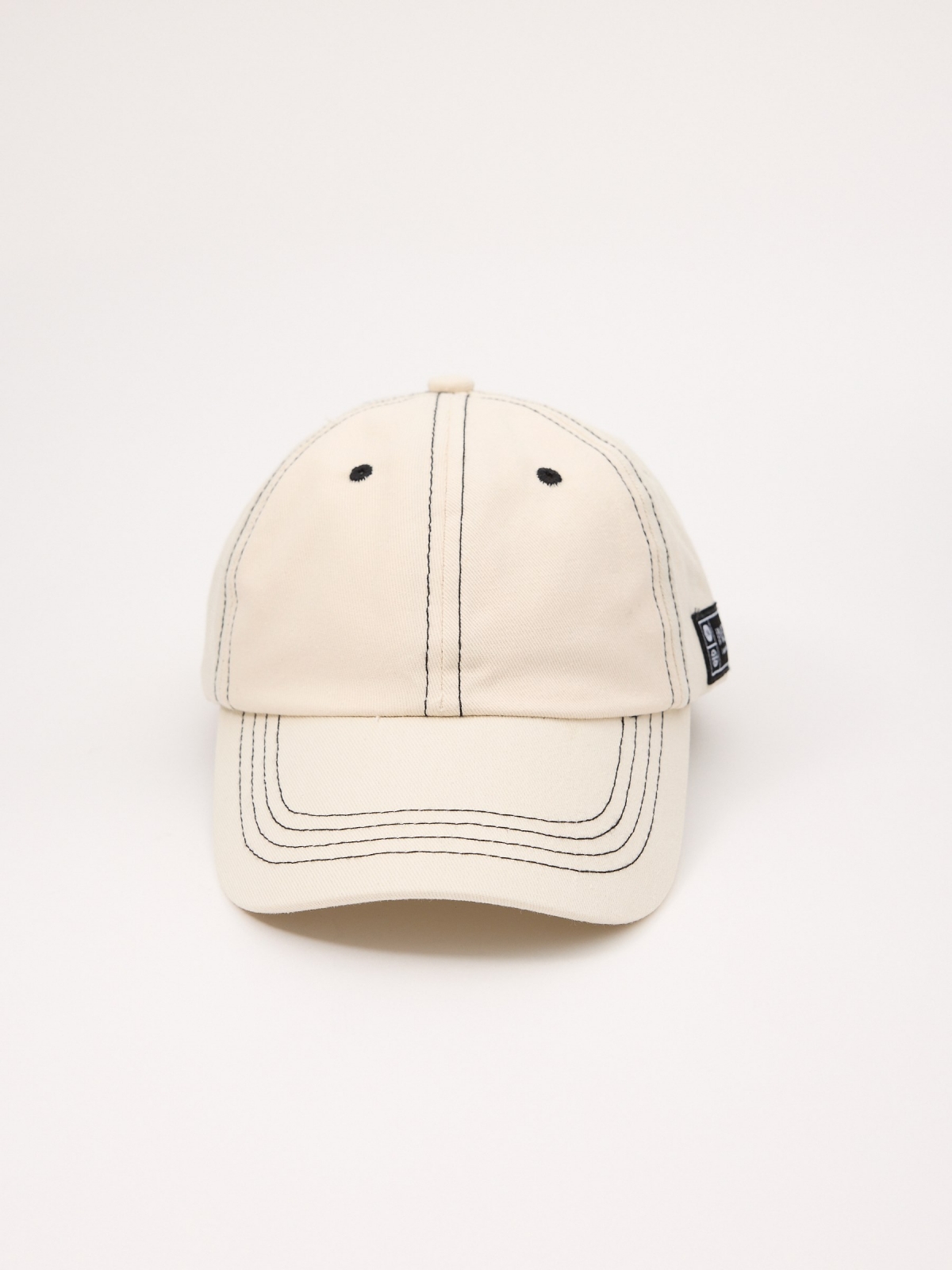 Gorra baseball logo beige vista detalle