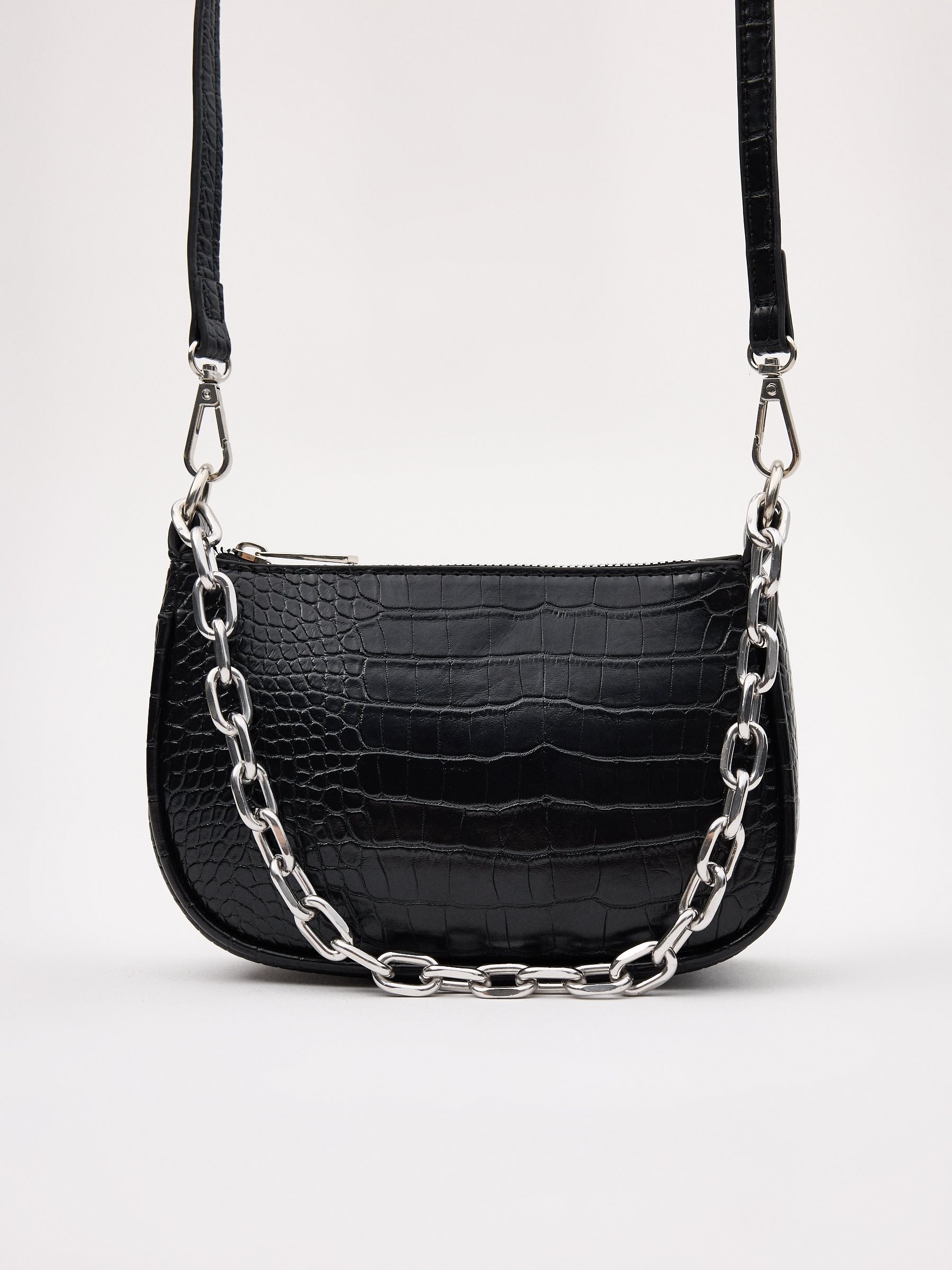 Bolso negro efecto piel negro