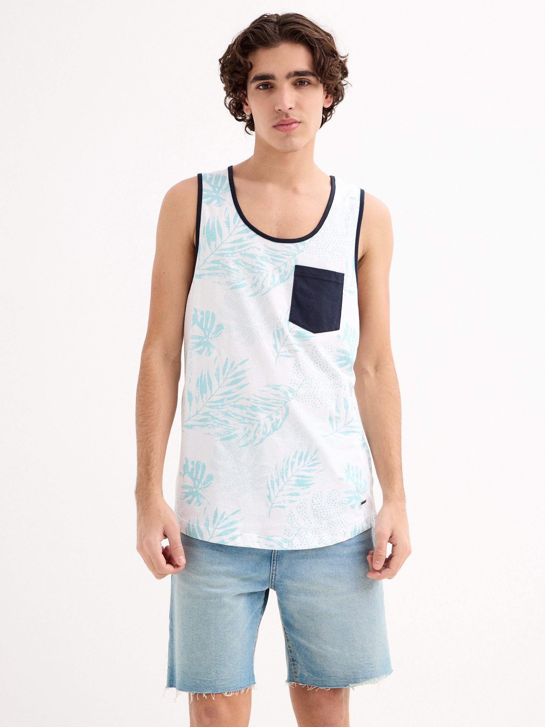 Tropical tank top with pocket white