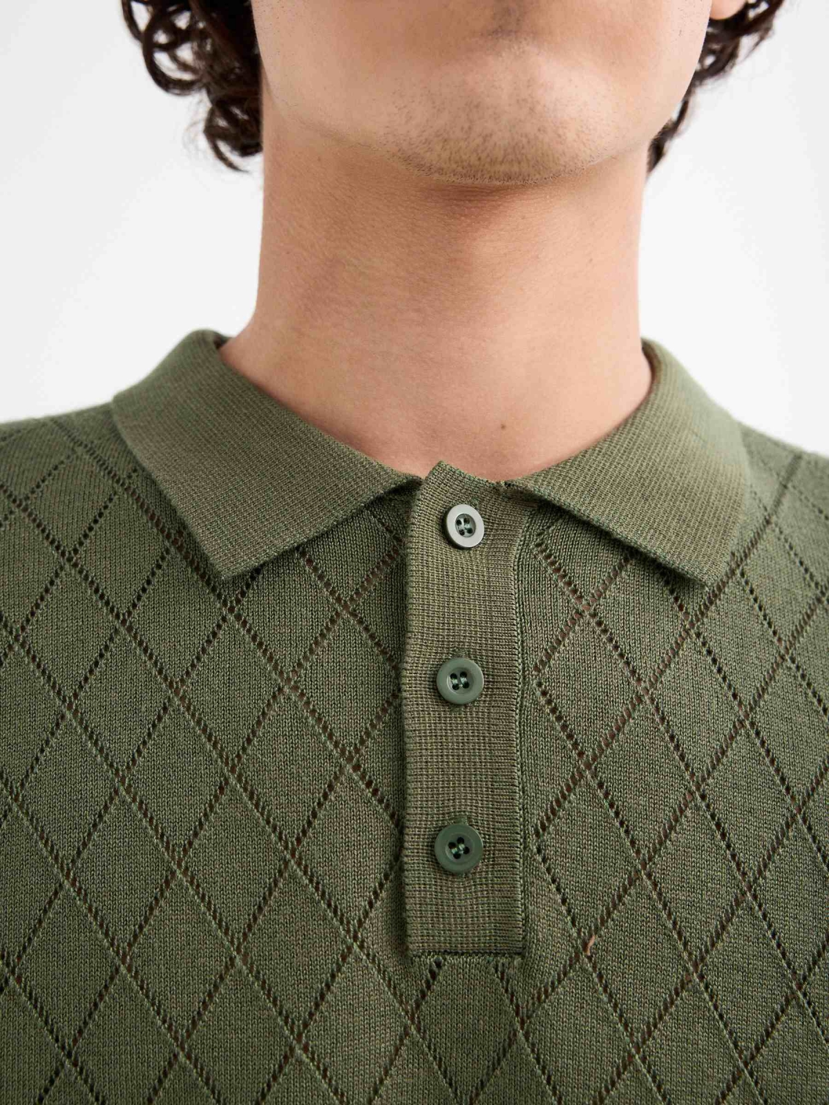 Short sleeve diamond knit t-shirt green detail view