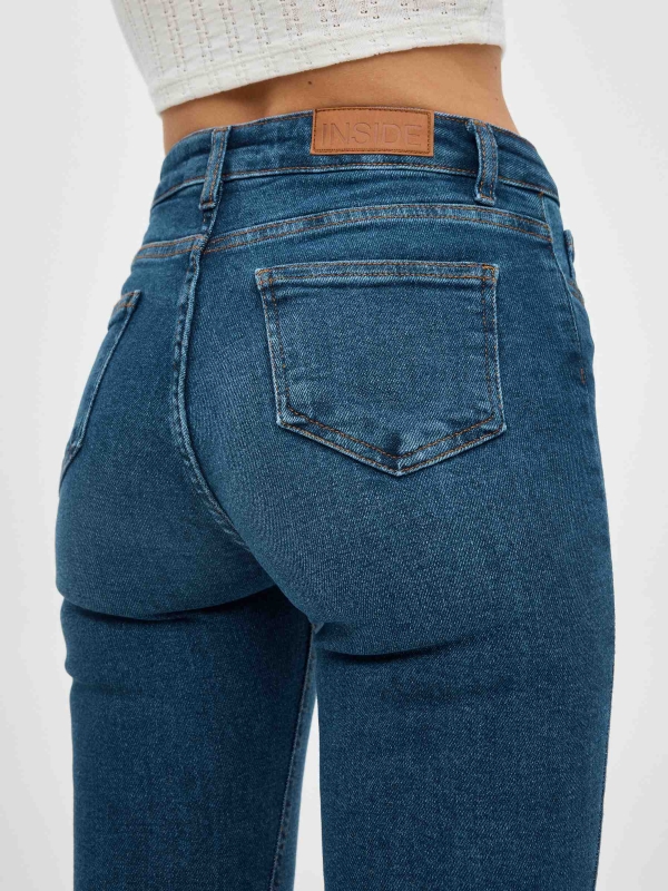 Mid rise skinny jeans blue detail view
