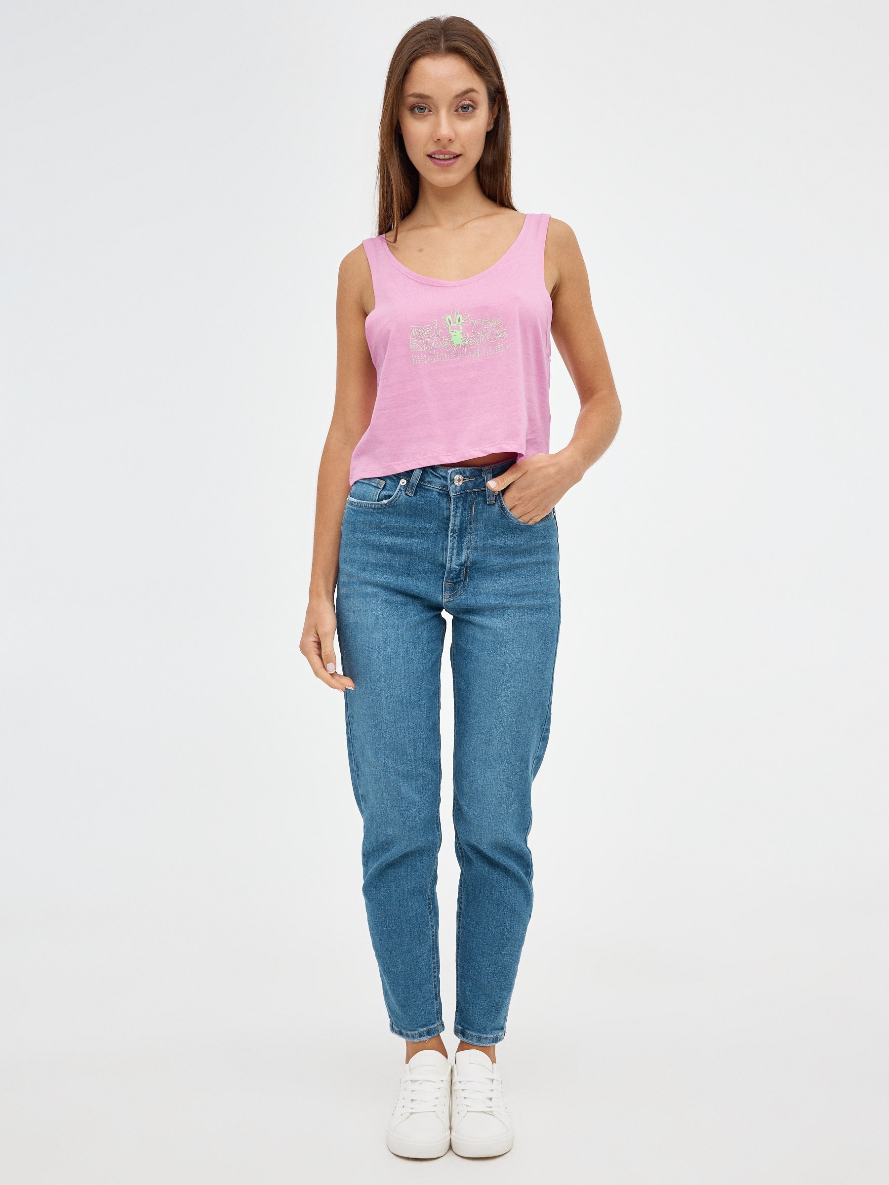 Camiseta tirantes estampado magenta vista media frontal