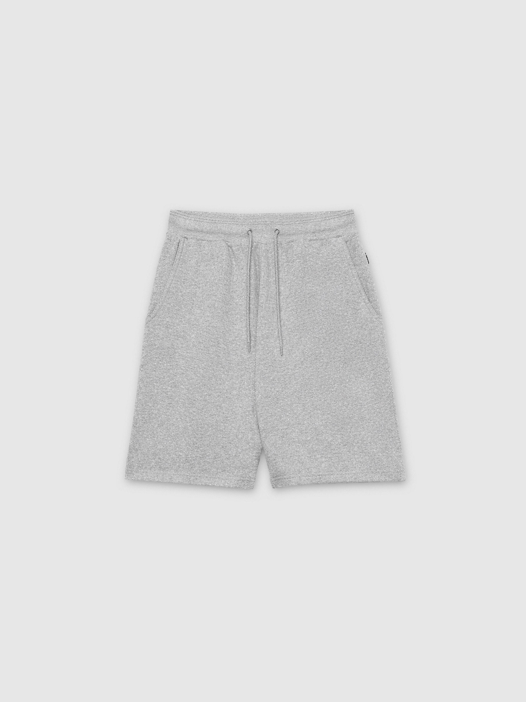 Basic jogger bermuda shorts grey middle front view