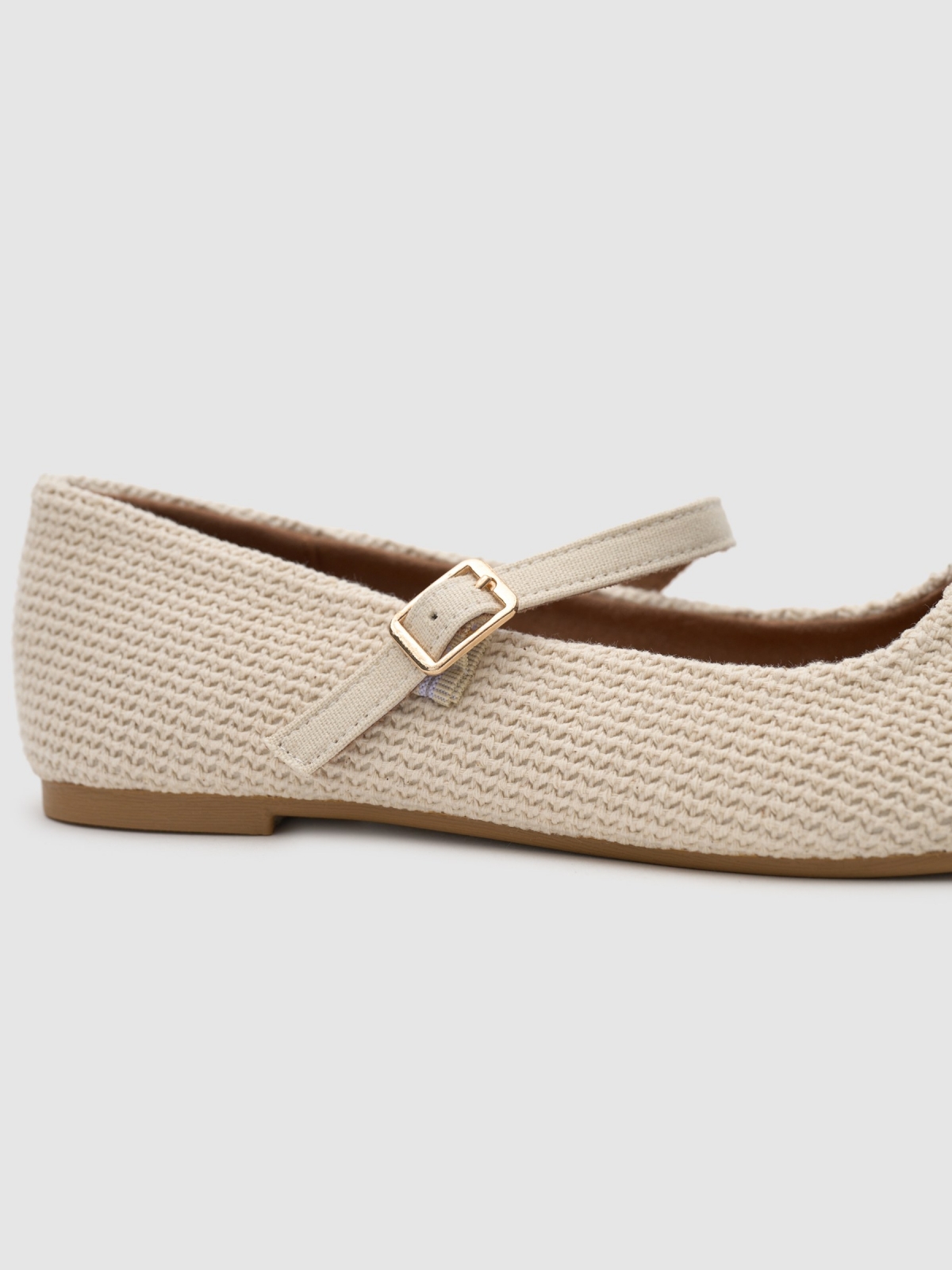 Sabrina crochet hebilla beige vista detalle