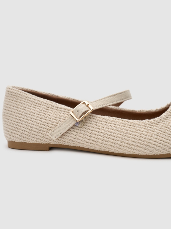 Sabrina crochê fivela bege vista detalhe