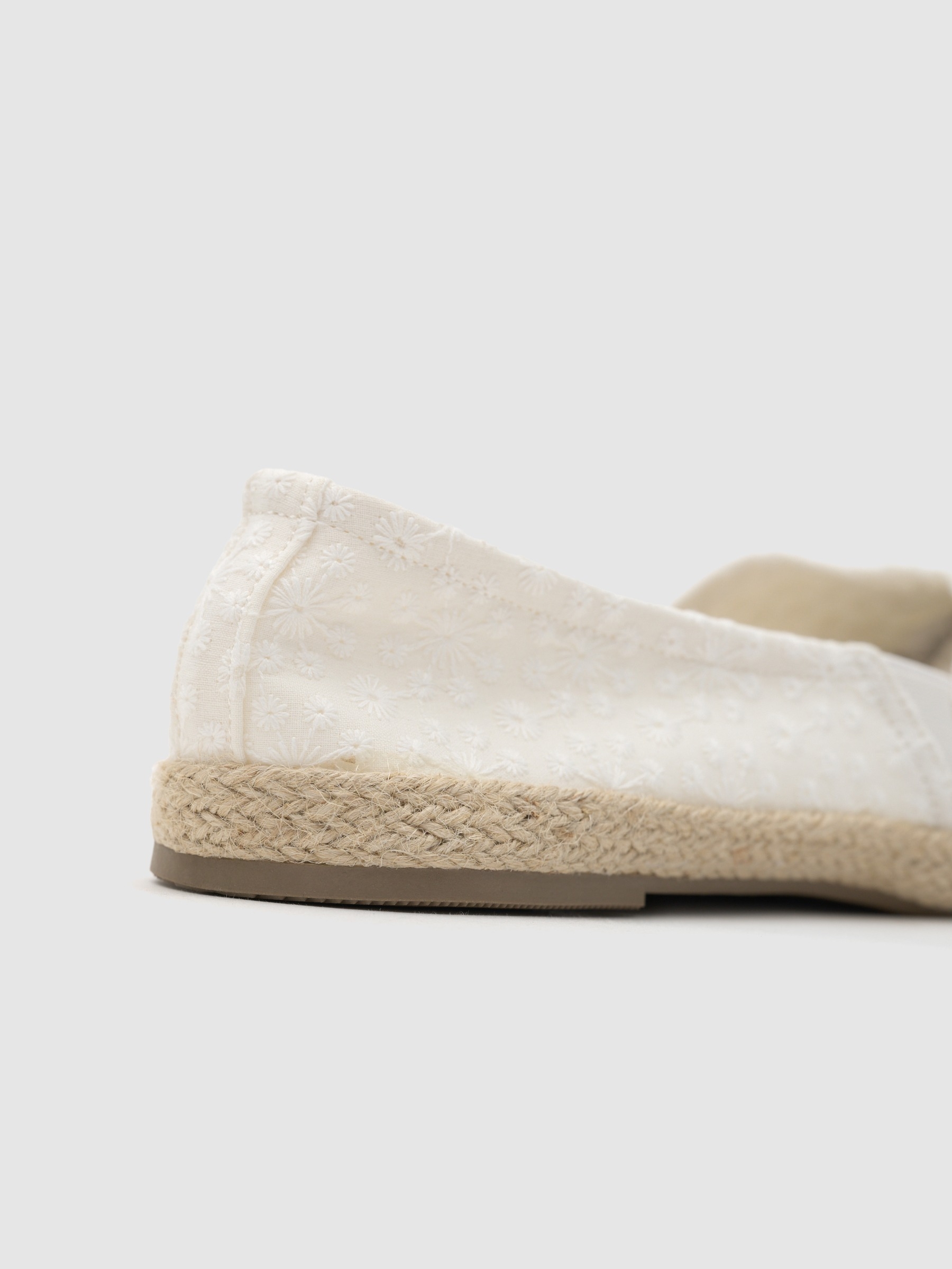 Sabrina jute crochet white