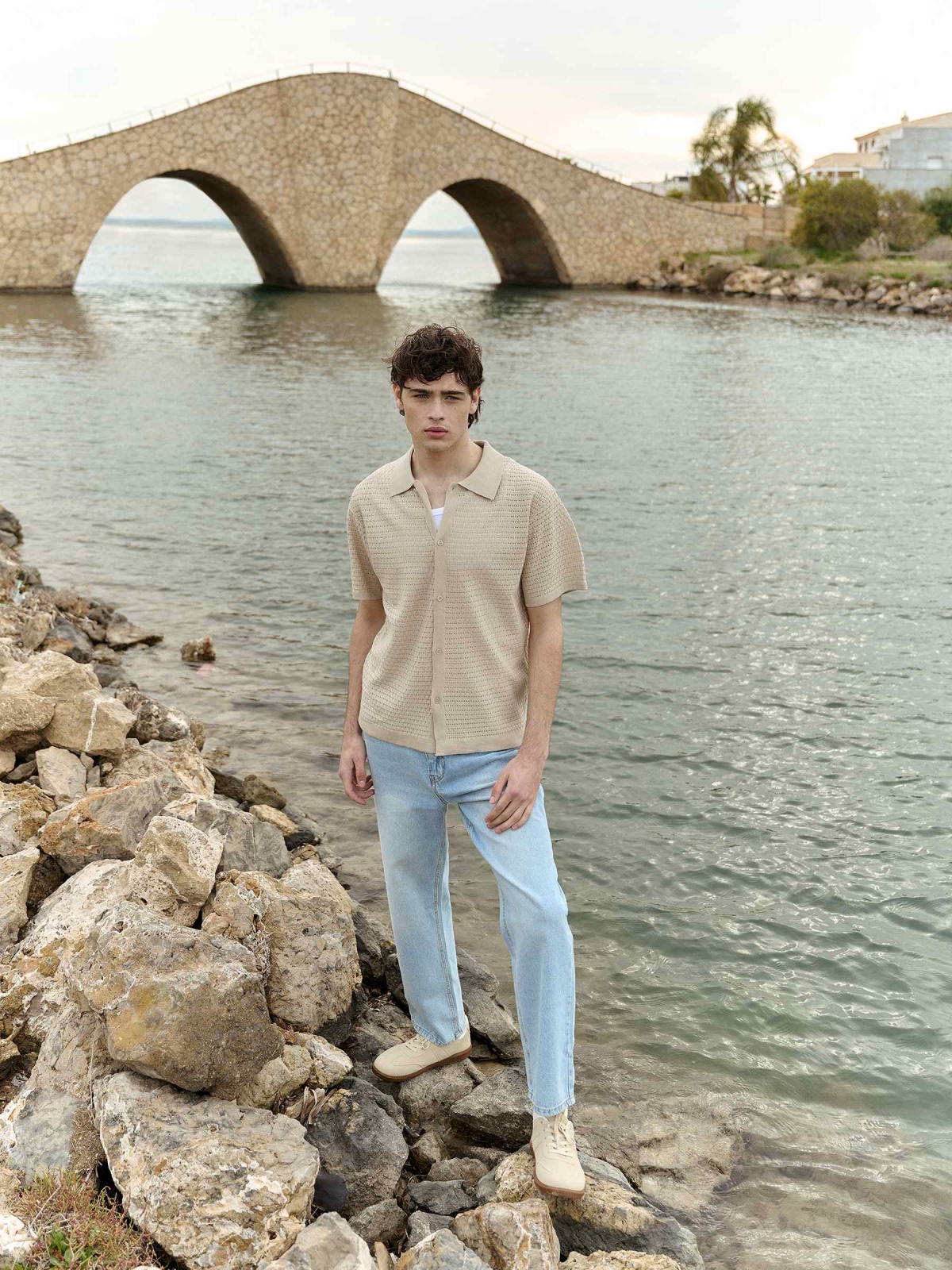 %New% Synthetic leather sports shoes with rubber sole beige