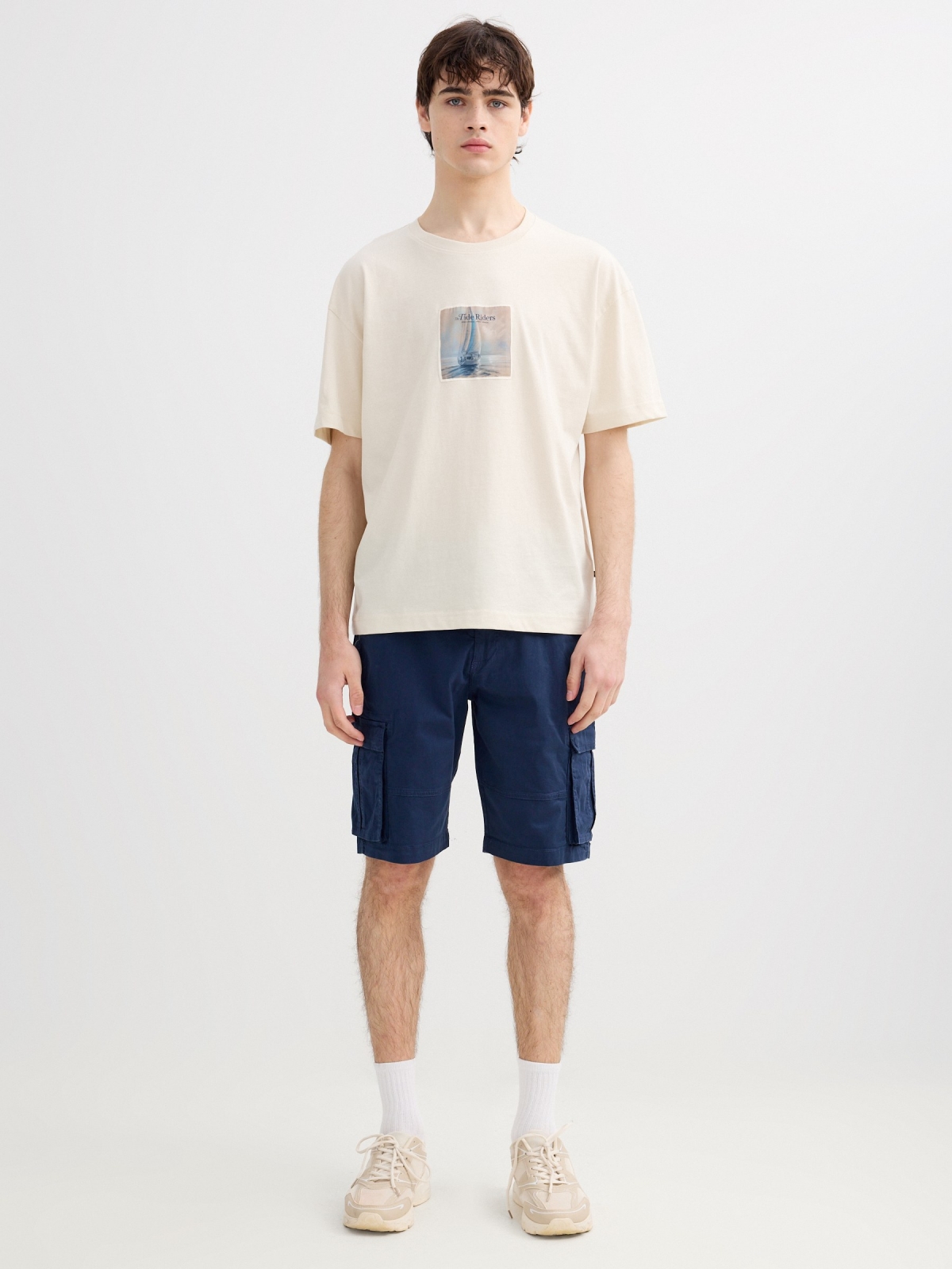 Gabardine cargo Bermuda shorts petrol blue middle front view