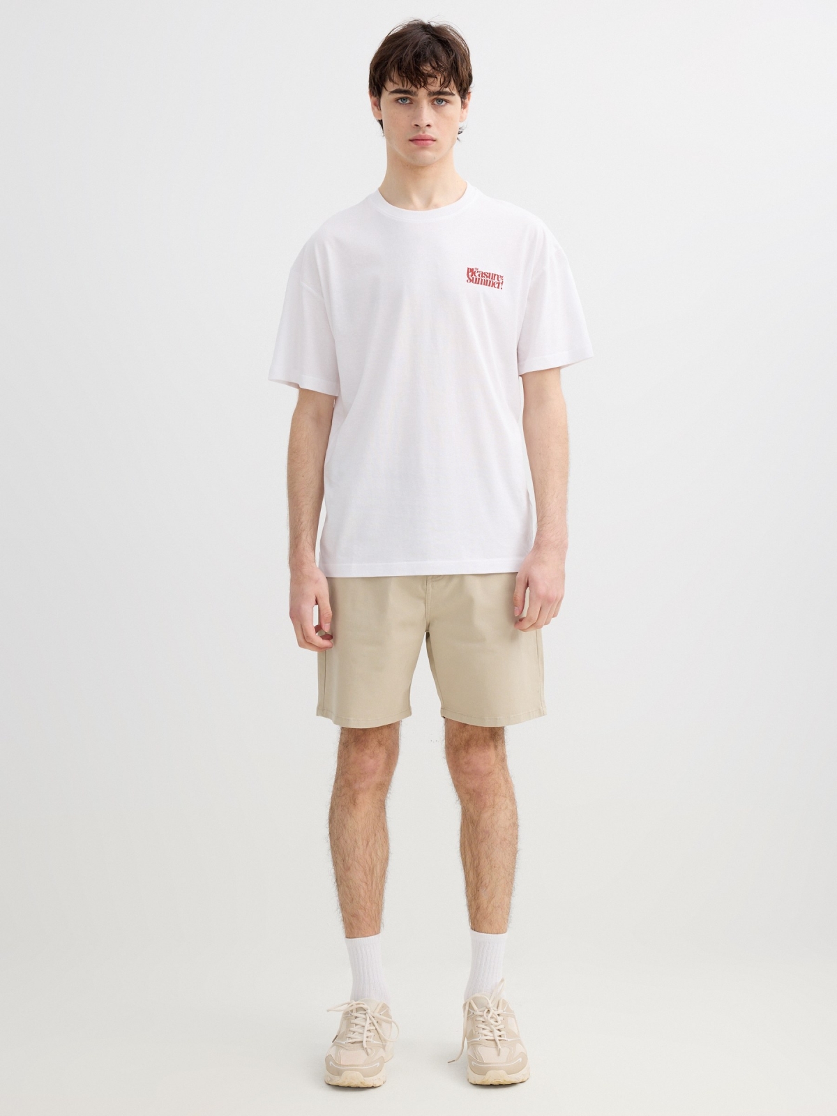 Bermudas regular crudo vista media frontal