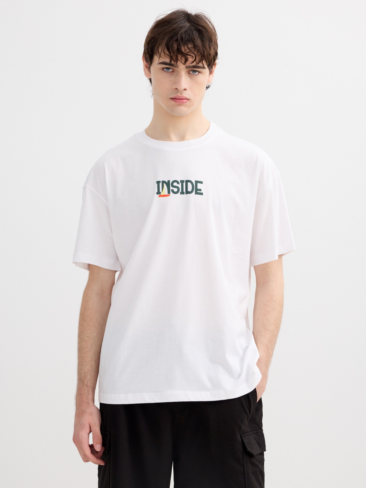 Camiseta estampada inside blanco vista media frontal