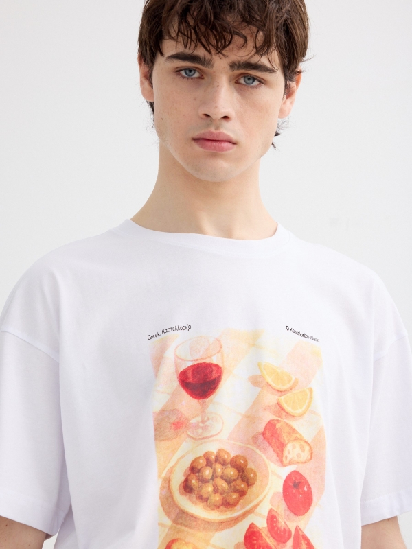 Camiseta de manga curta mediterranean branco vista detalhe