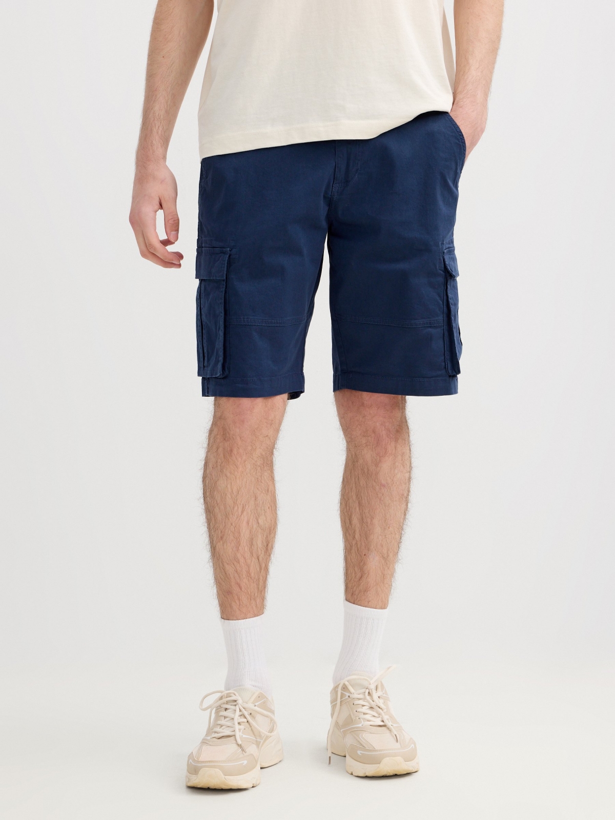 Gabardine cargo Bermuda shorts petrol blue middle back view