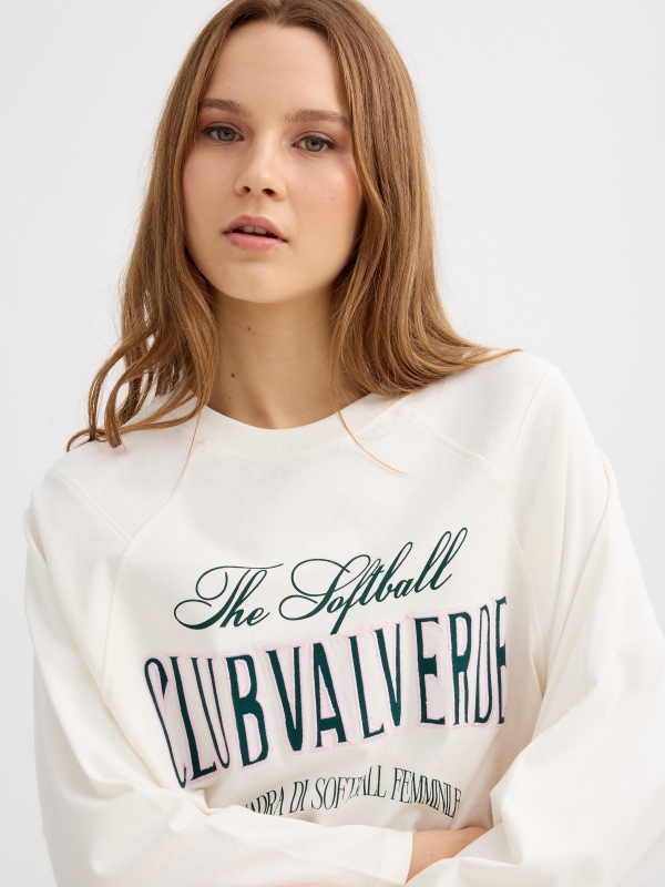 Oversized club T-shirt off white detail view