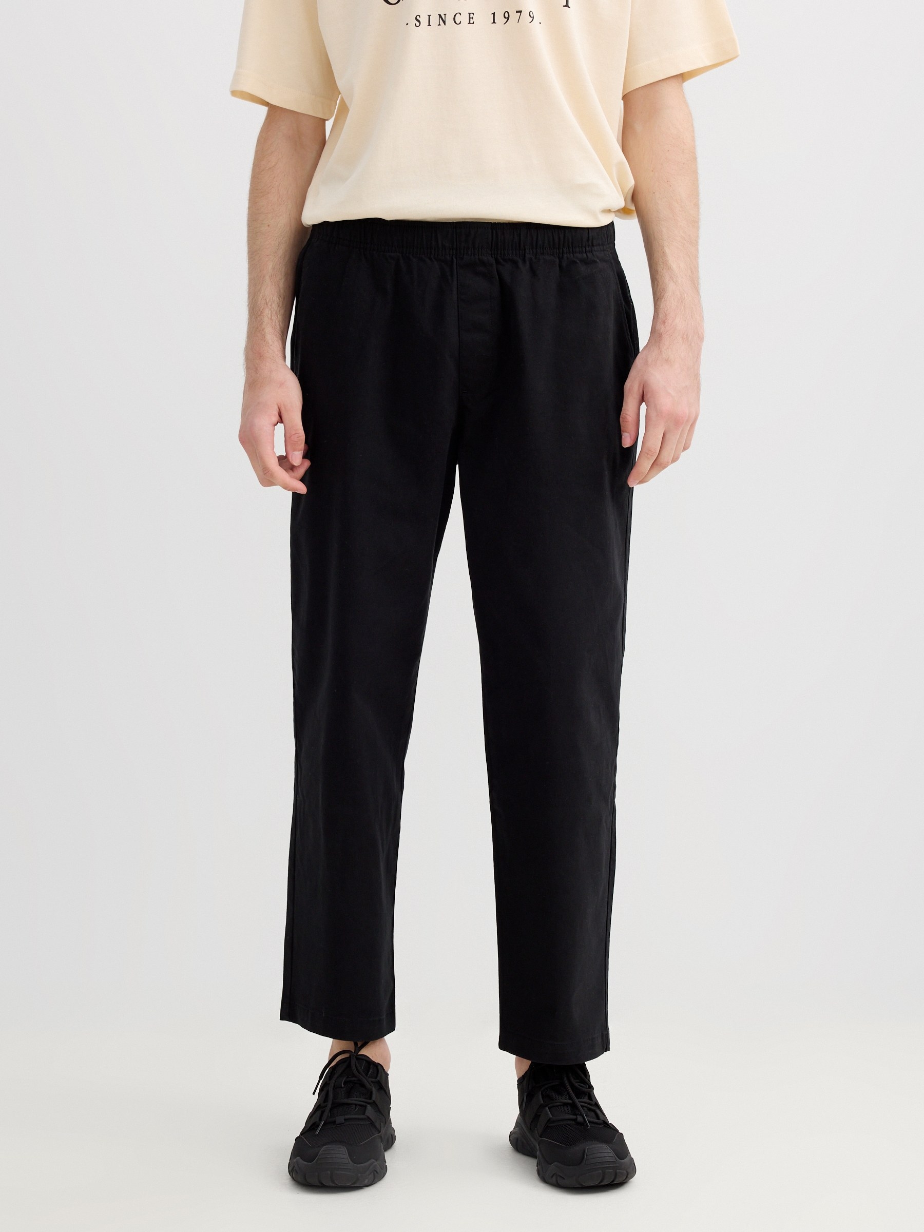 Gabardine jogger pants black front view