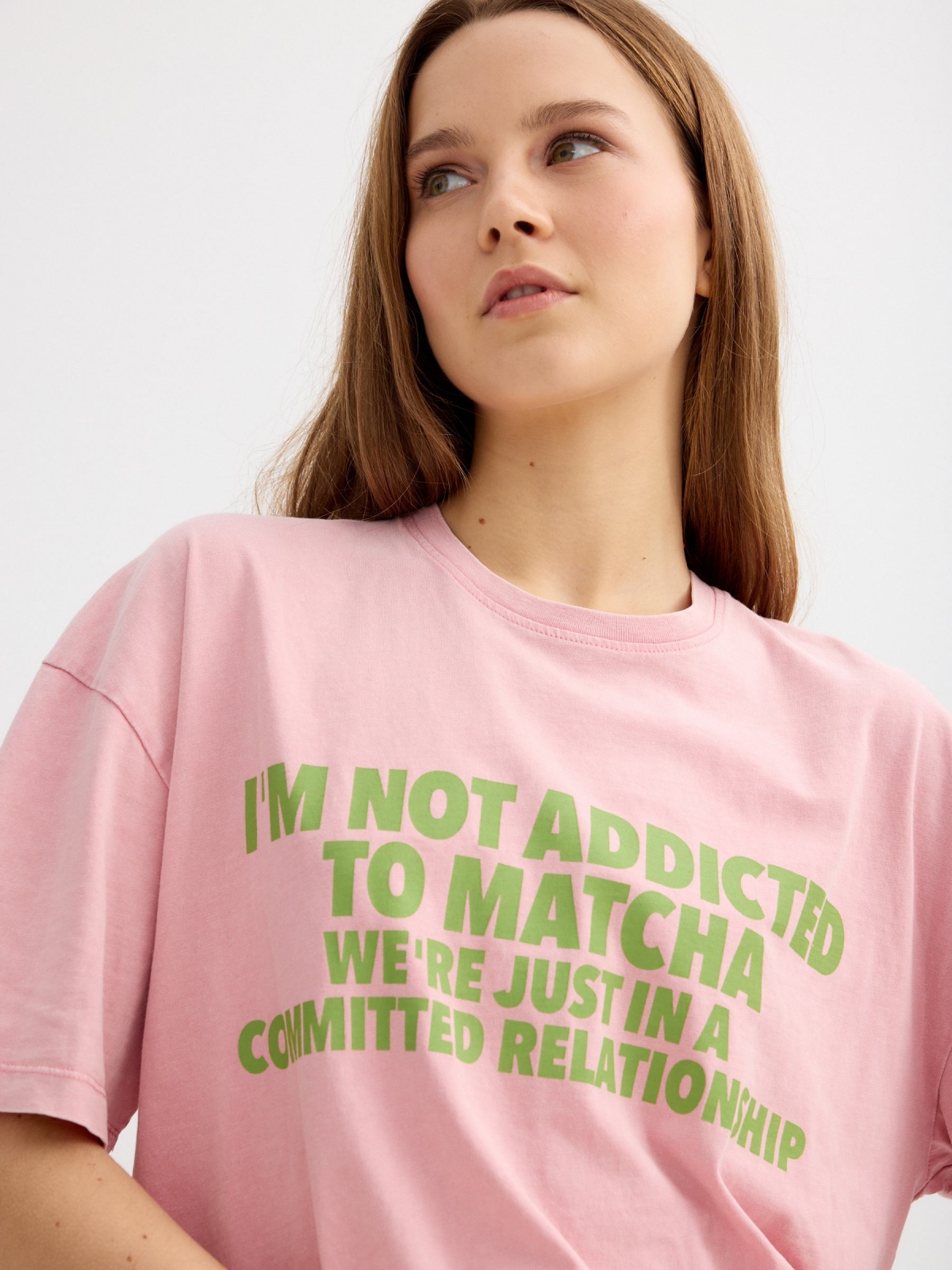 Oversized cotton T-shirt light pink detail view