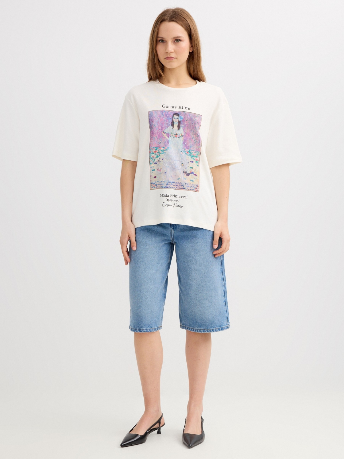 Klimt oversized T-shirt off white front view