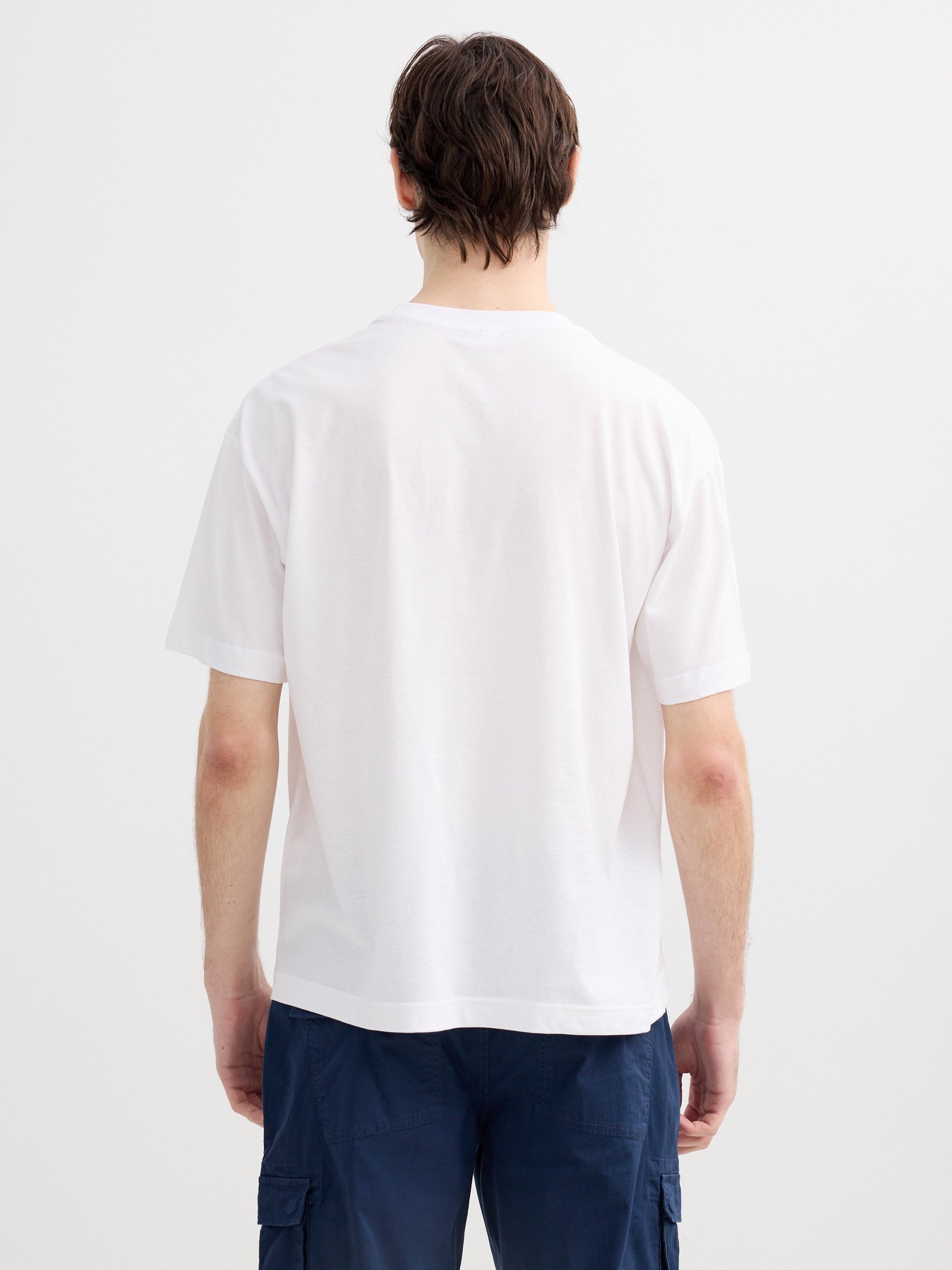 Camiseta breathe branco vista meia frontal