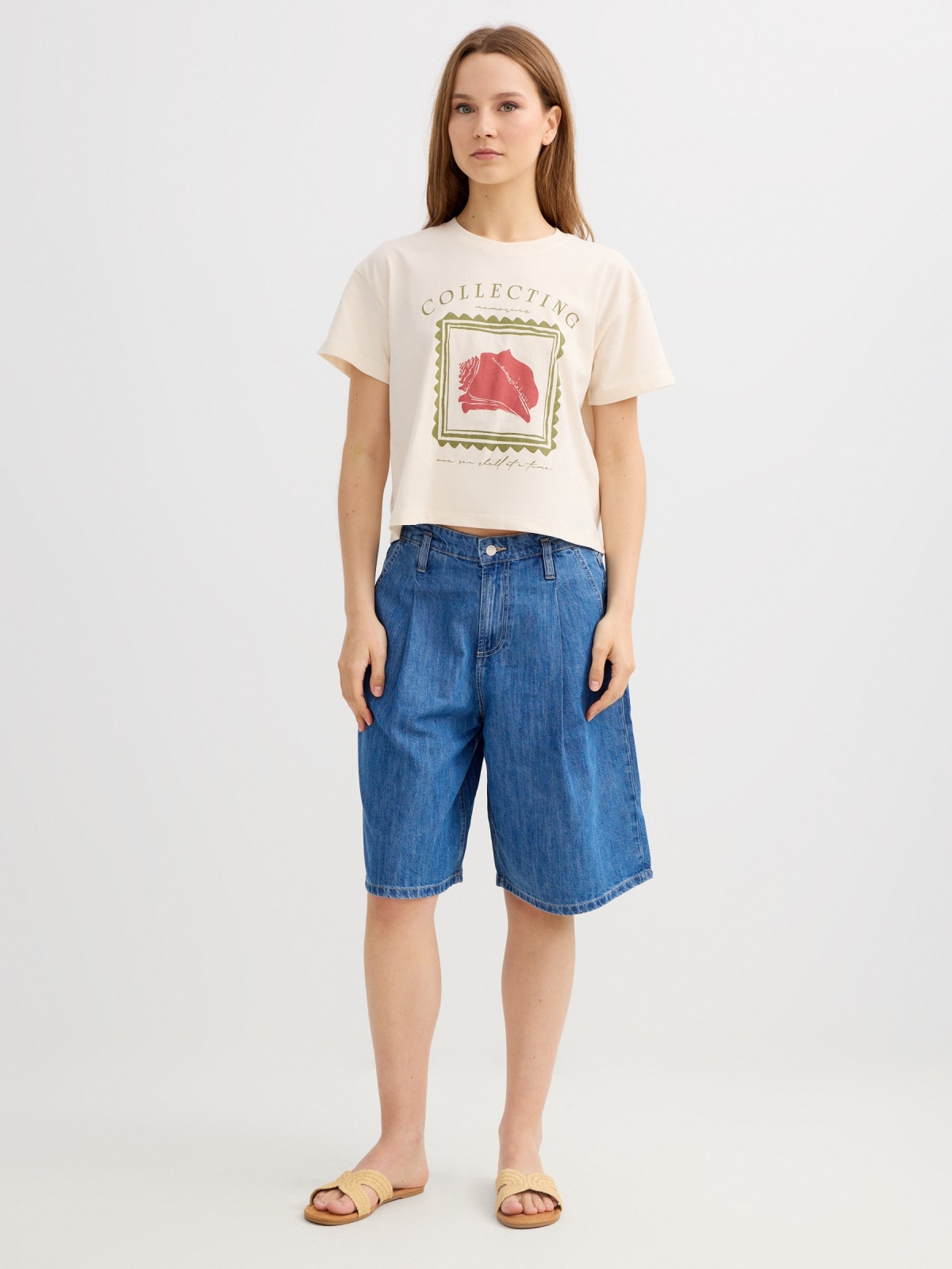 Cotton T-shirt frame raw front view