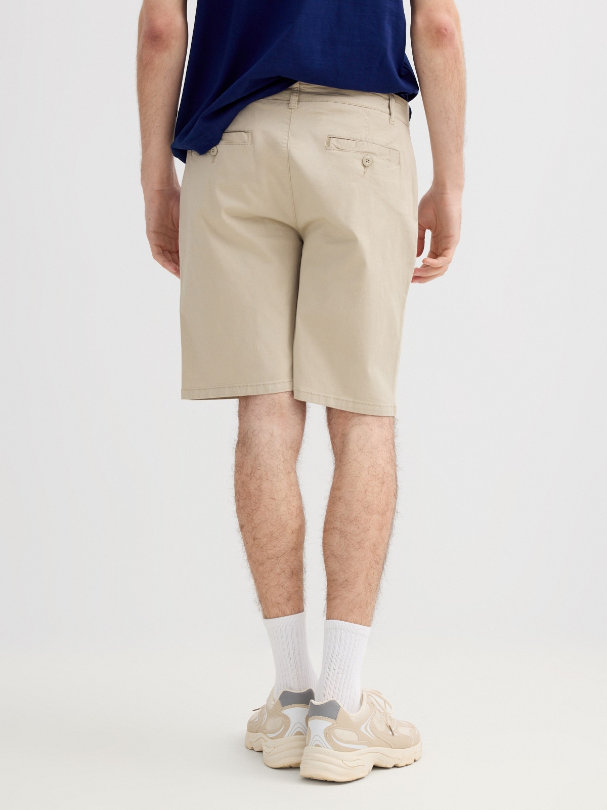 Bermuda chino regular beige vista general frontal