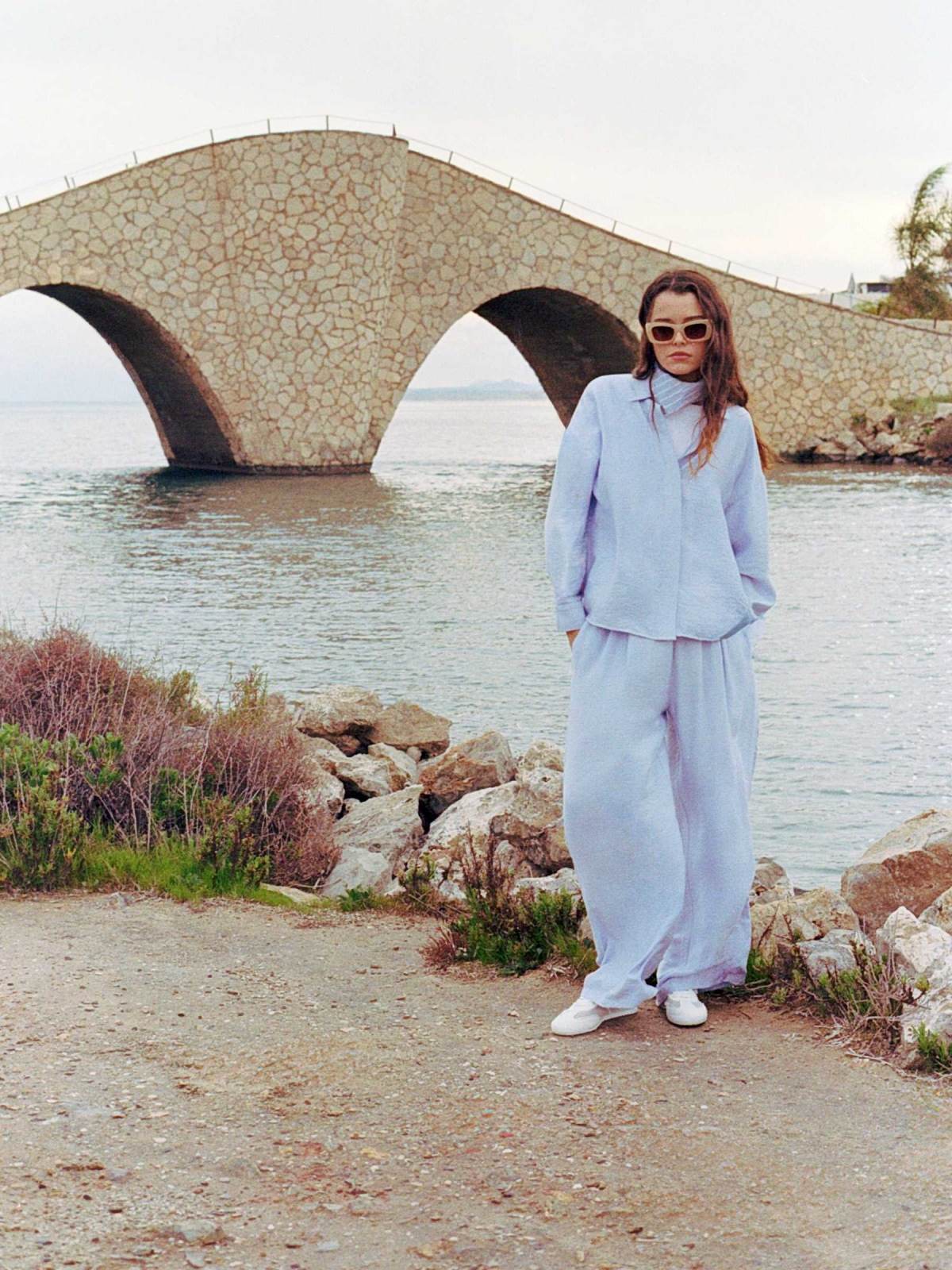 %New% Fluid high-waisted palazzo pants light blue