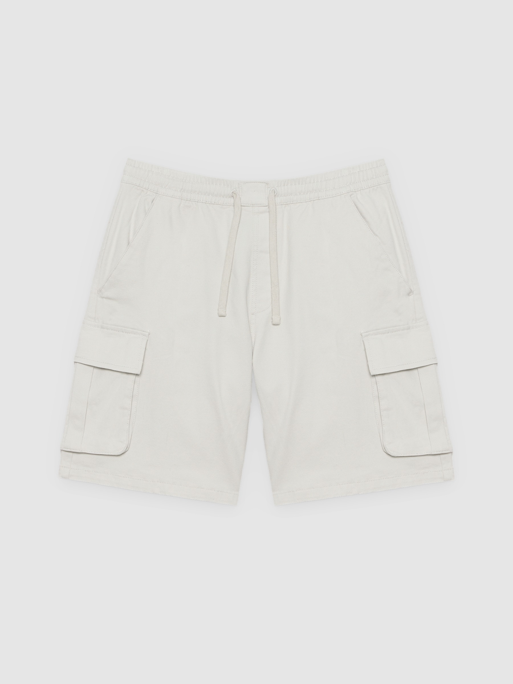 Bermuda jogger cargo gris claro vista media frontal