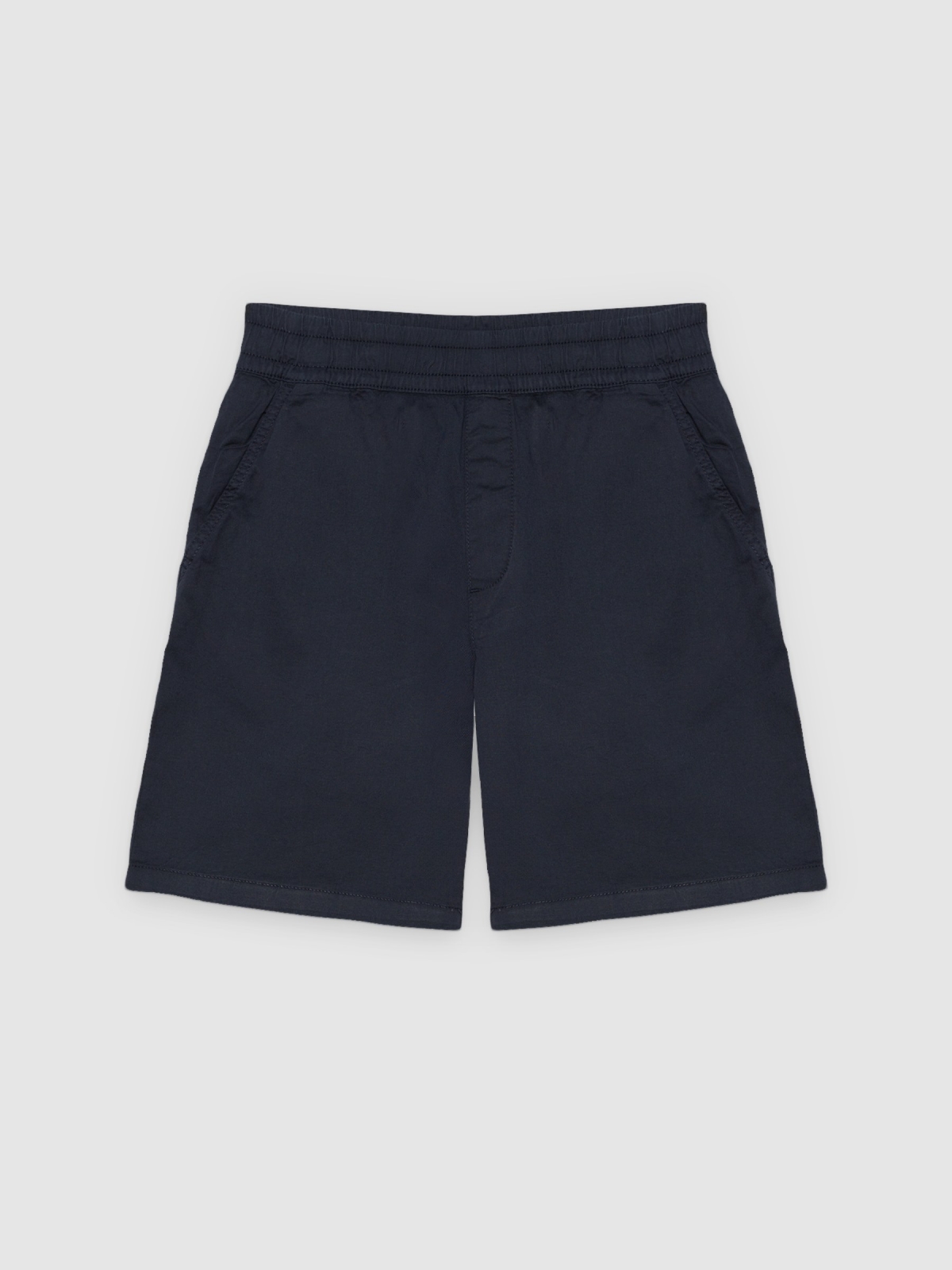 %Pto% Bermuda jogger gabardina azul marino vista frontal