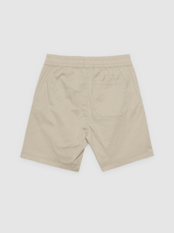 Bermuda jogger de gabardina crua vista traseira