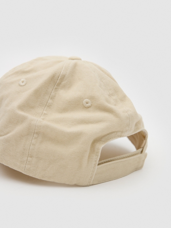 Whitehall baseball cap beige detail view