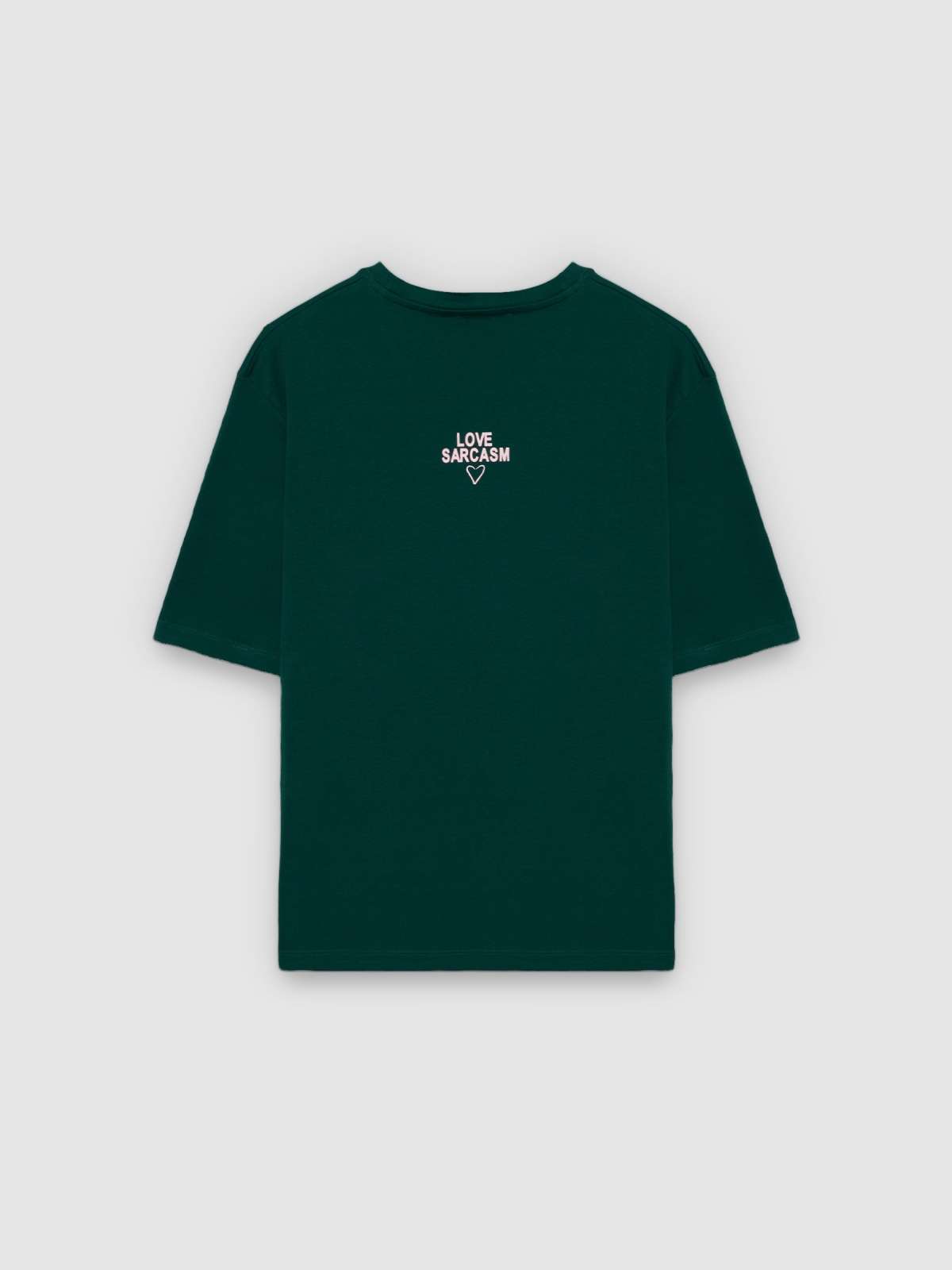 Camiseta oversize sarcasm verde oscuro vista trasera