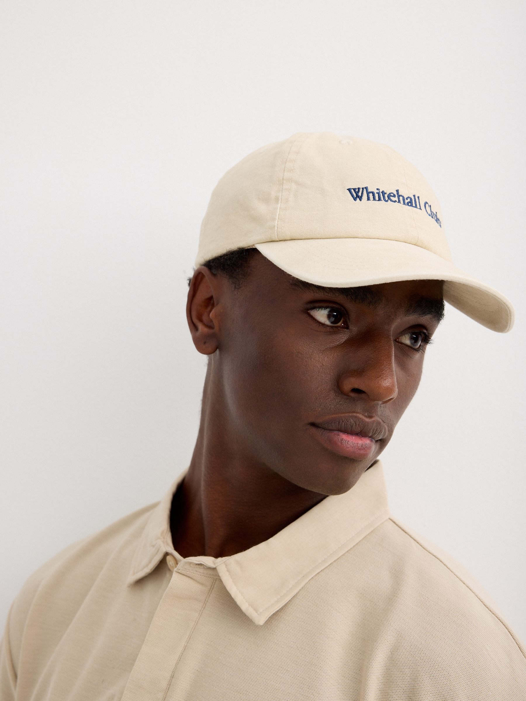 Whitehall baseball cap beige 45º front view