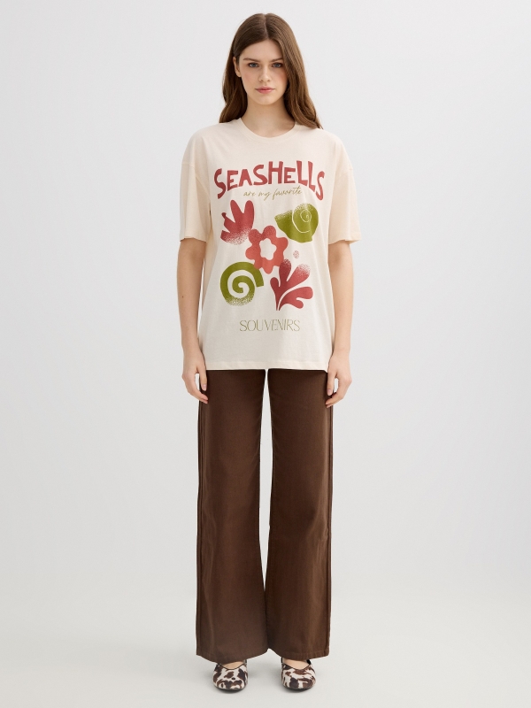 Oversized sheashells T-shirt off white front view