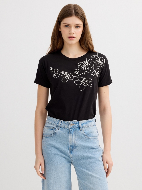 Floral embroidered T-shirt