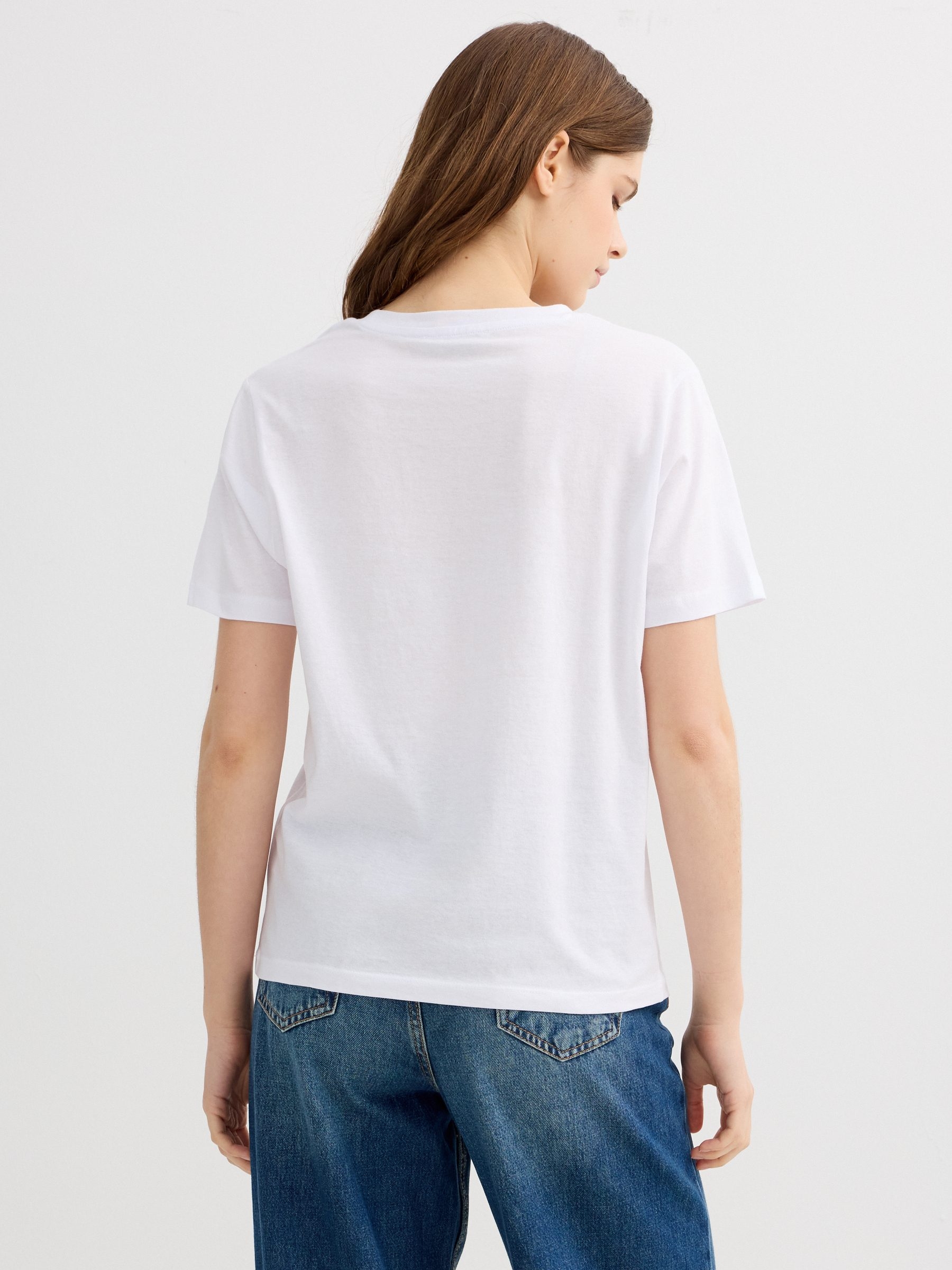 Camiseta oversize limones blanco vista media frontal