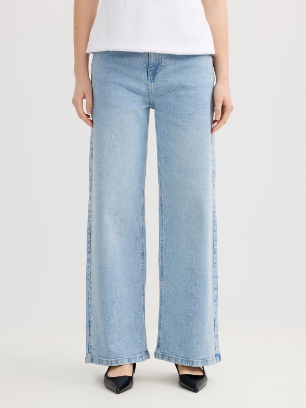 Mid-rise wide-leg jeans light blue middle front view