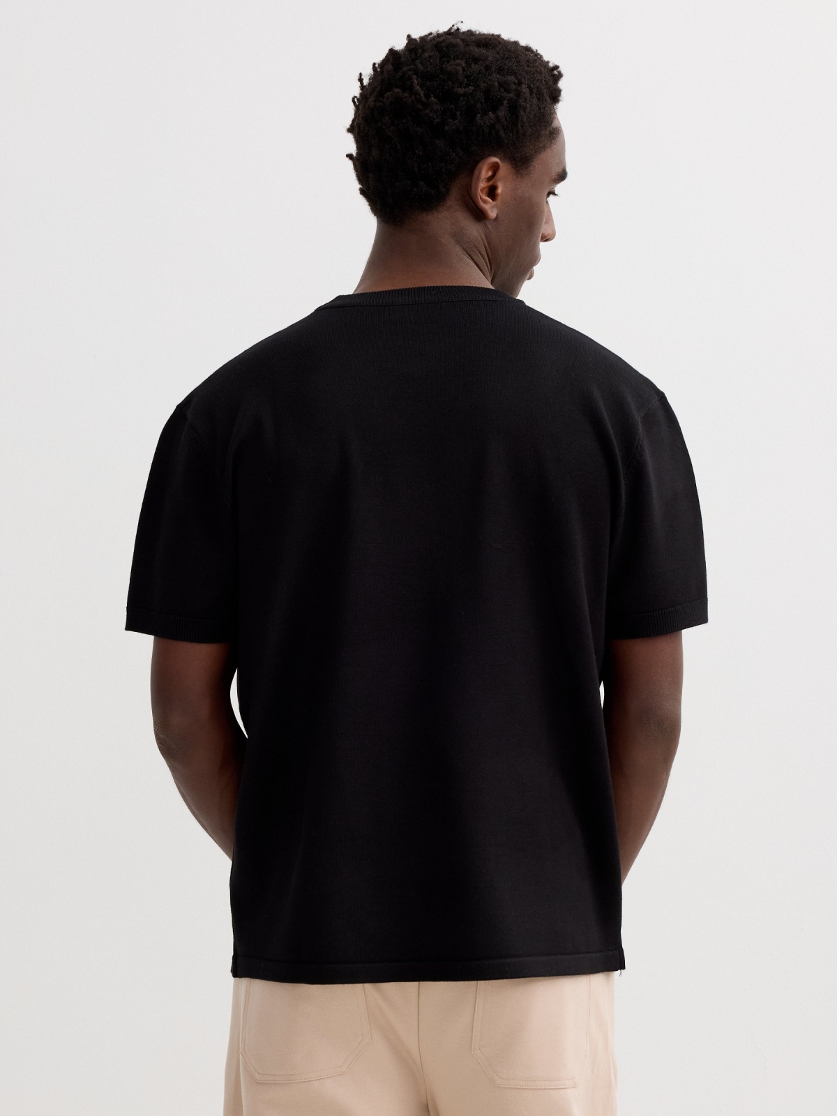 Oversized basic ribbed T-shirt black middle back view