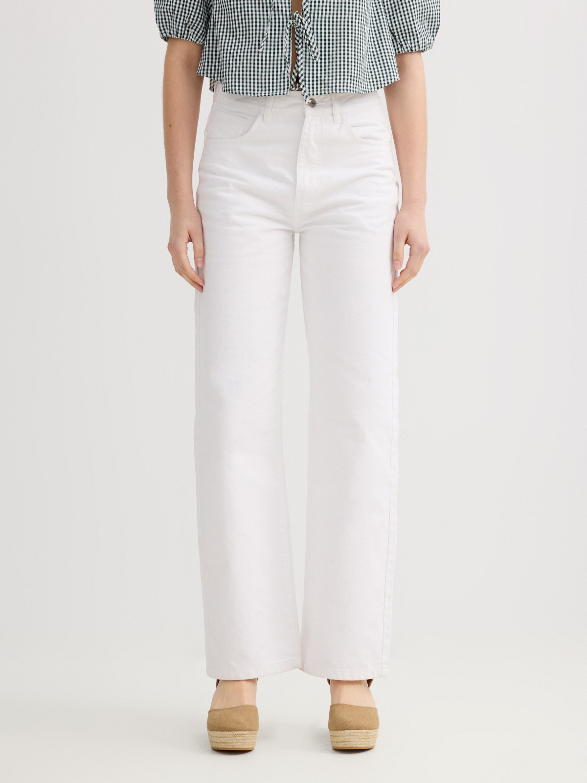 Pantalón bordado suizo wide leg blanco vista media frontal