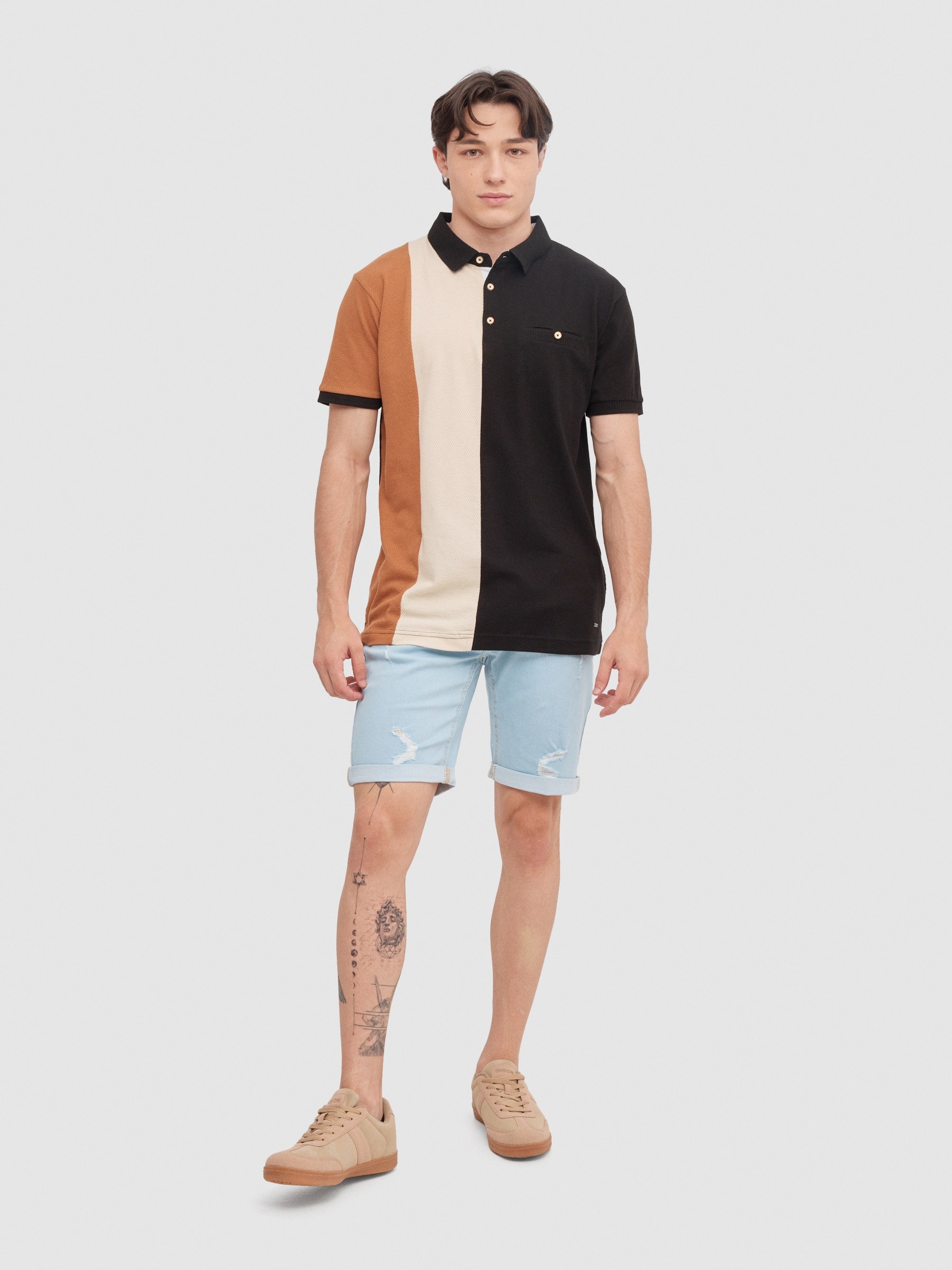 Polo color block preto preto vista meia frontal