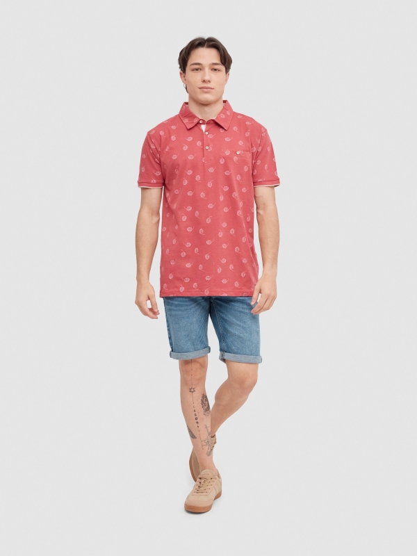 Polo estampado tropical rojo vista general frontal