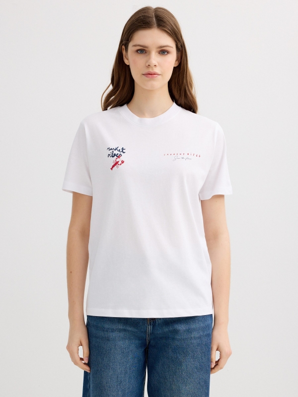 Camiseta marinho oversized branco vista meia frontal