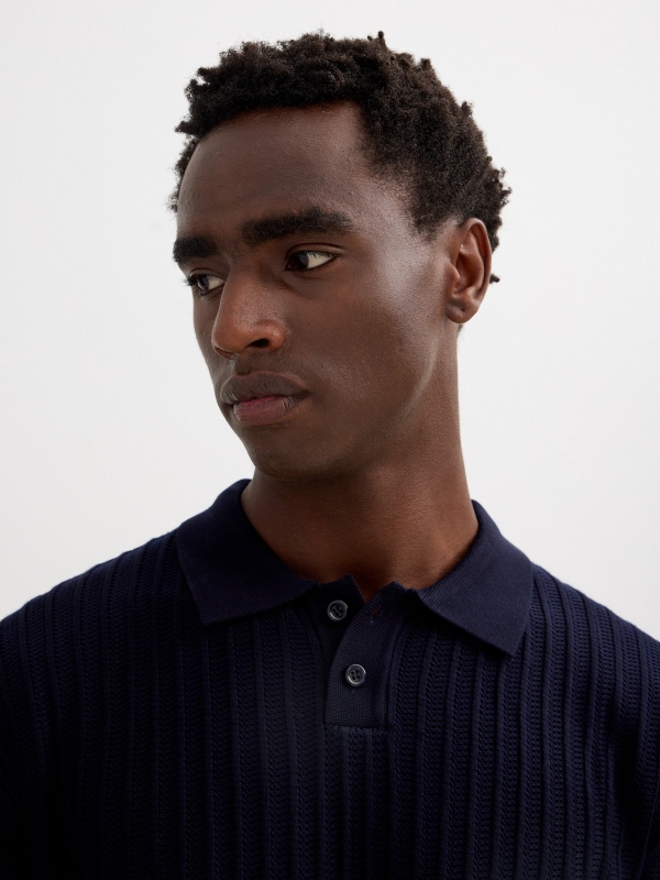 Plain knit polo shirt with buttons green detail view