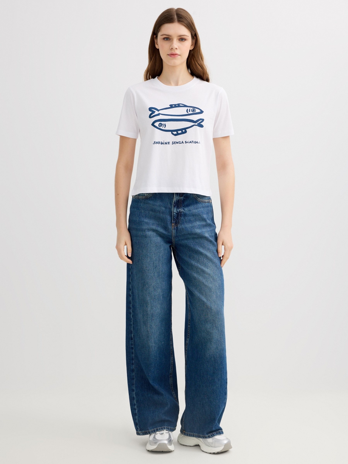 Camiseta estampado sardinas blanco vista general frontal