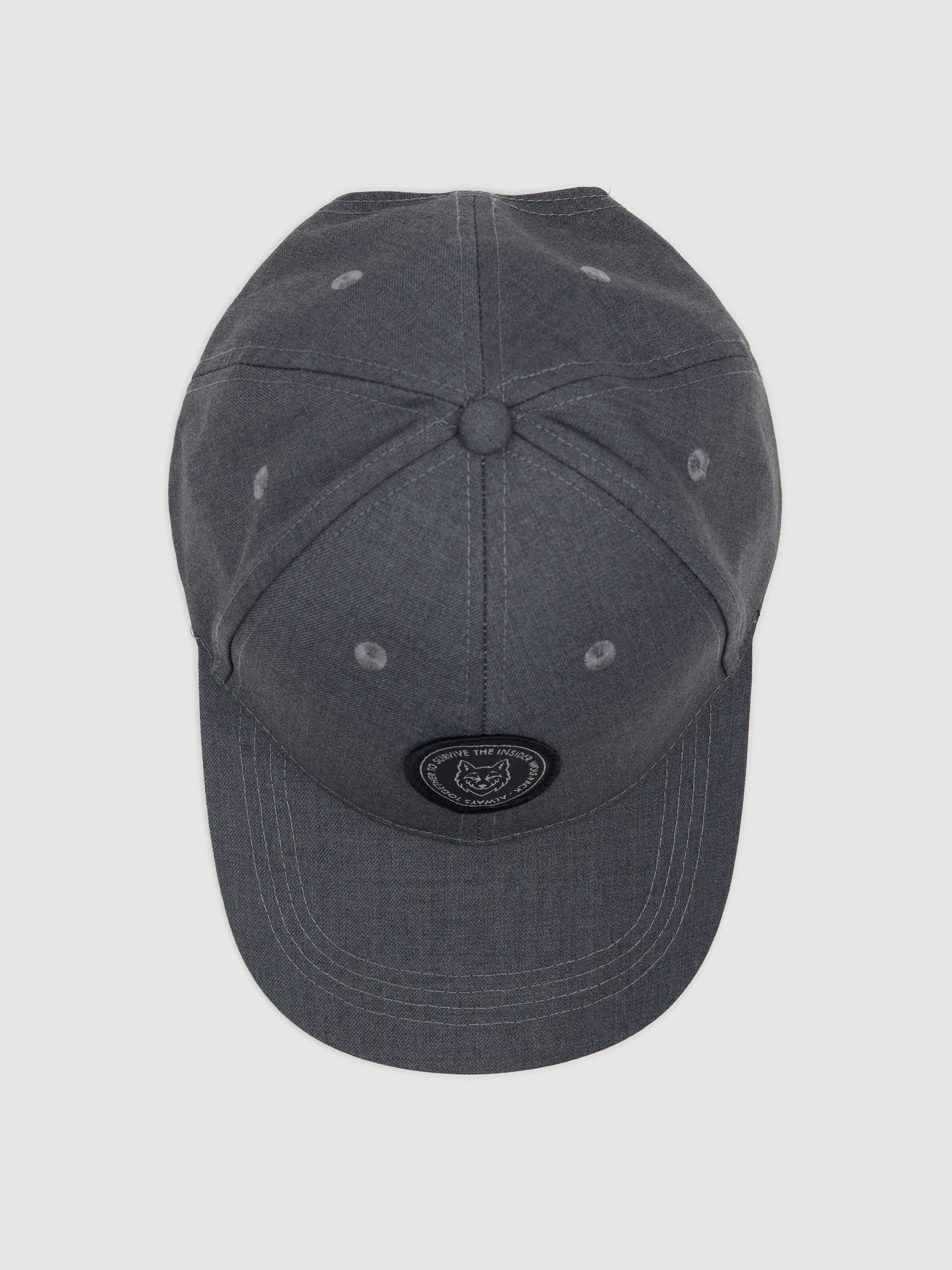 Gorra baseball con logo gris vista lateral frontal 45º