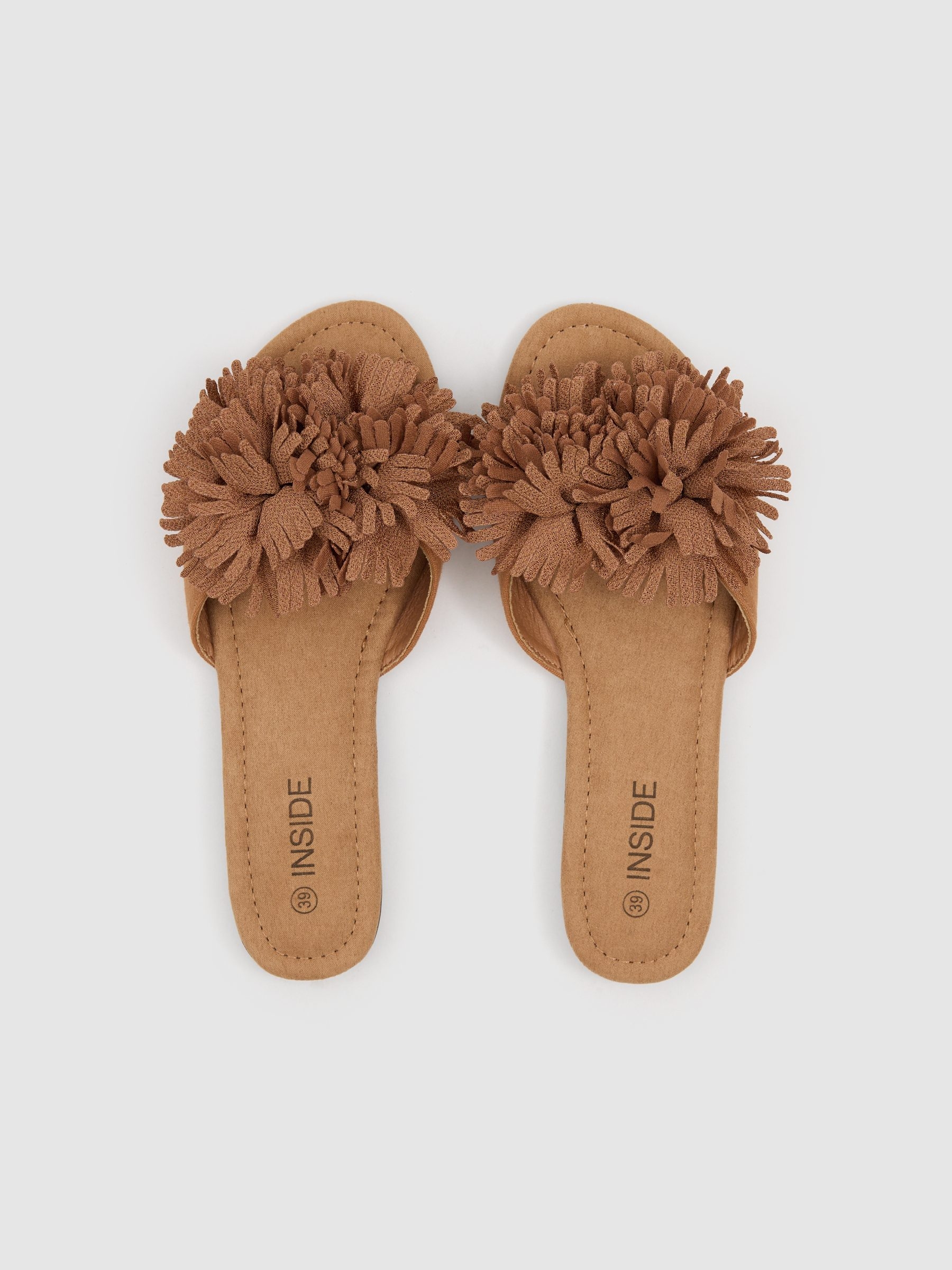 Pom-pom slide sandal light brown