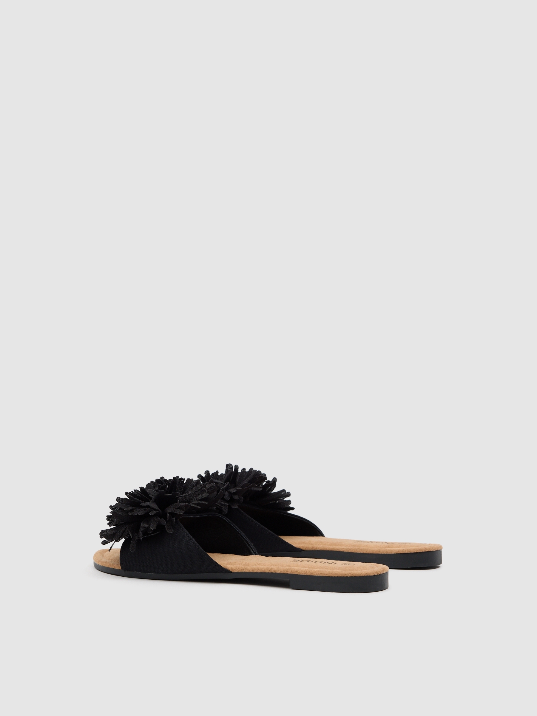 Pom-pom slide sandal black