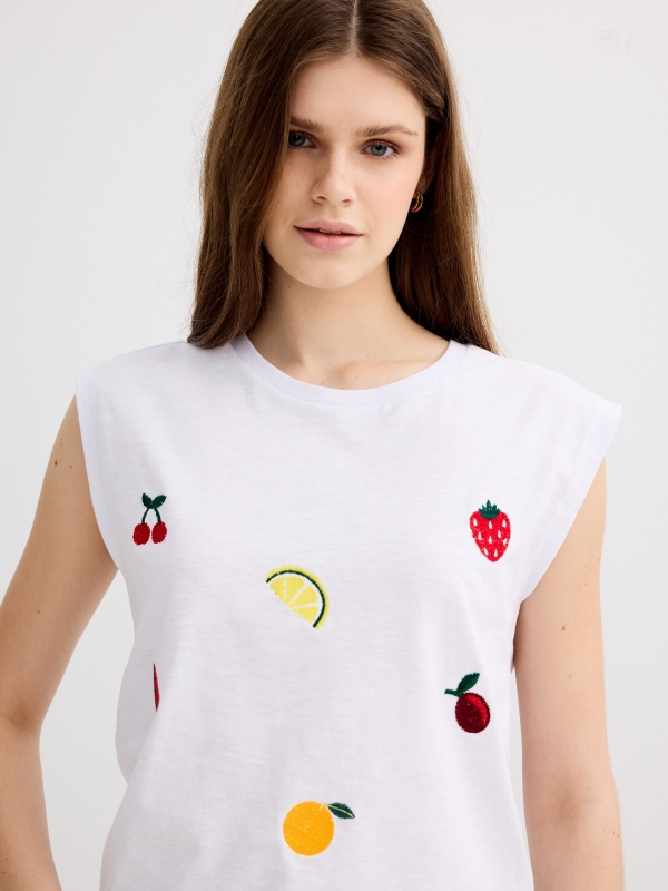 printed slub T-shirt white detail view