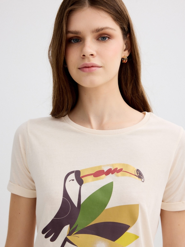 Toucan t-shirt raw detail view